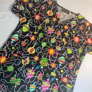 Bonita scrubs Christmas ornaments scrub top small